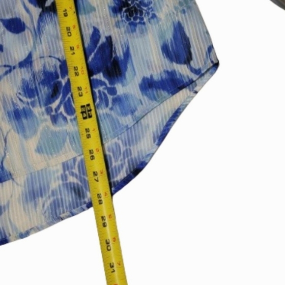 NWT Isaac Mizrahi Blouse Size SP Long Sleeve White Blue Floral Semi-Casual - Picture 12 of 12